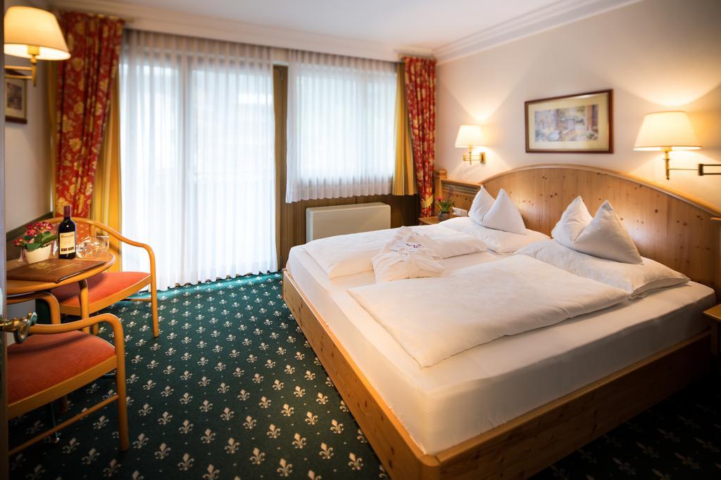 Vital - Und Wellnesshotel Hanneshof Filzmoos Værelse billede