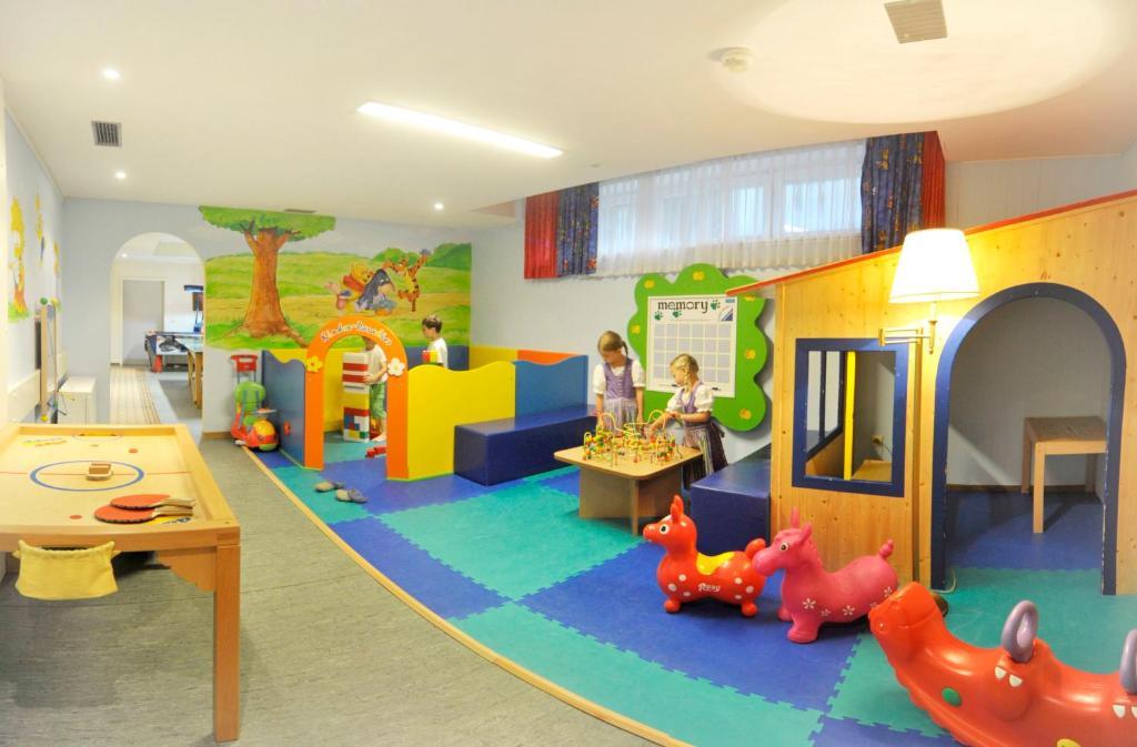 Vital - Und Wellnesshotel Hanneshof Filzmoos Eksteriør billede